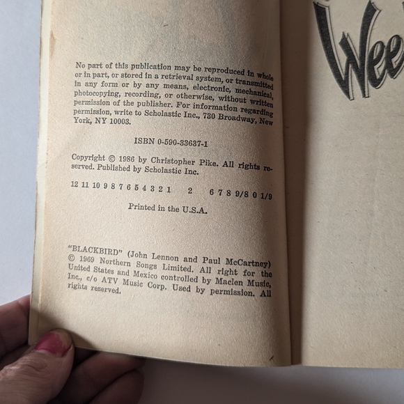 Vintage Paperback Book (1986) By Christopher Pike - Weekend - 80's Teen Fiction - Picture 6 of 6